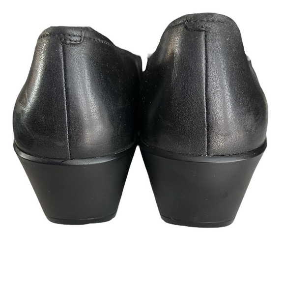 Dansko Jane Black Leather Slip-on Clog Buckle Accent - Picture 11 of 12